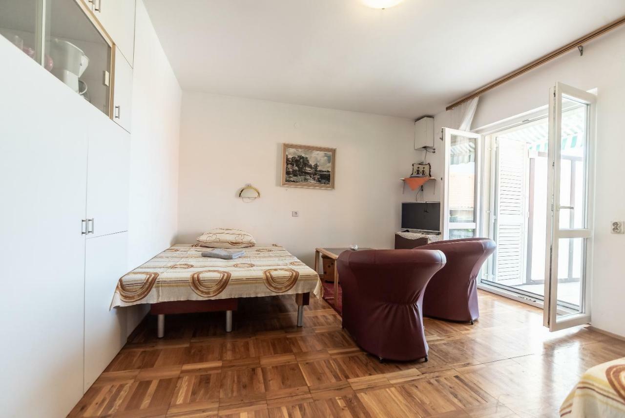 Kiwi Apartments Gornji Karin Ngoại thất bức ảnh