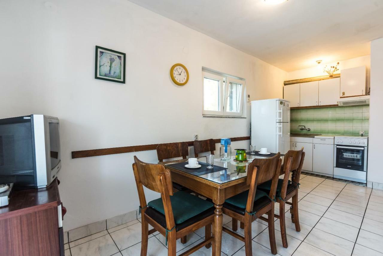 Kiwi Apartments Gornji Karin Ngoại thất bức ảnh