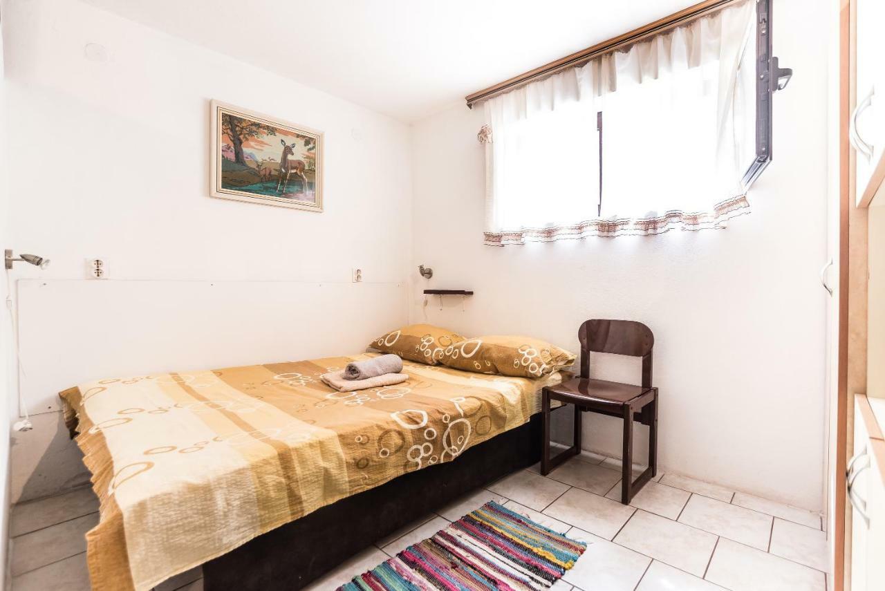 Kiwi Apartments Gornji Karin Ngoại thất bức ảnh