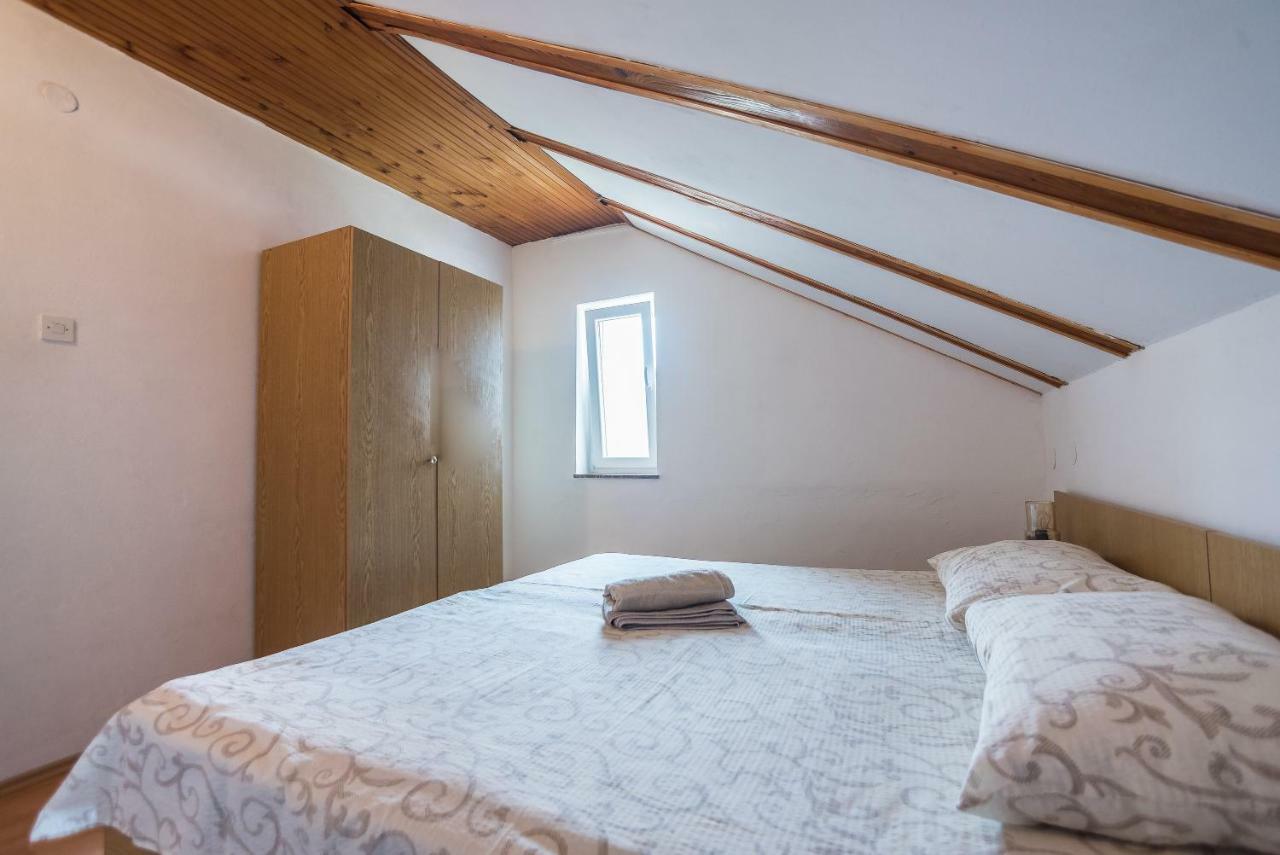 Kiwi Apartments Gornji Karin Ngoại thất bức ảnh