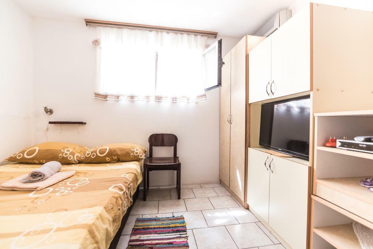 Kiwi Apartments Gornji Karin Ngoại thất bức ảnh