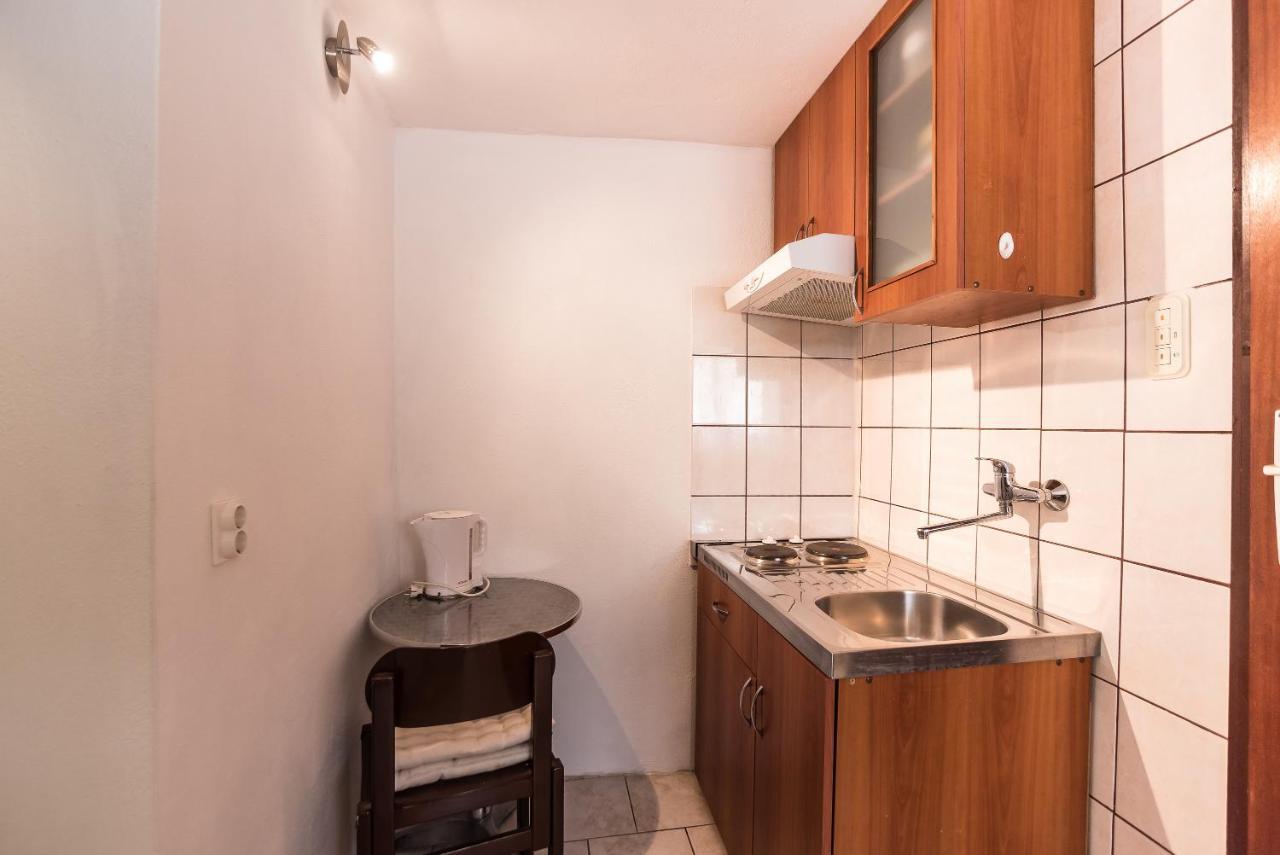 Kiwi Apartments Gornji Karin Ngoại thất bức ảnh